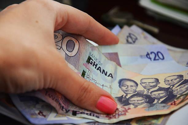 5 Habits That Build Real Savings — Even on a Tight Budget